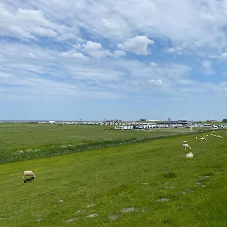 Apartment Ferienwohnung, *